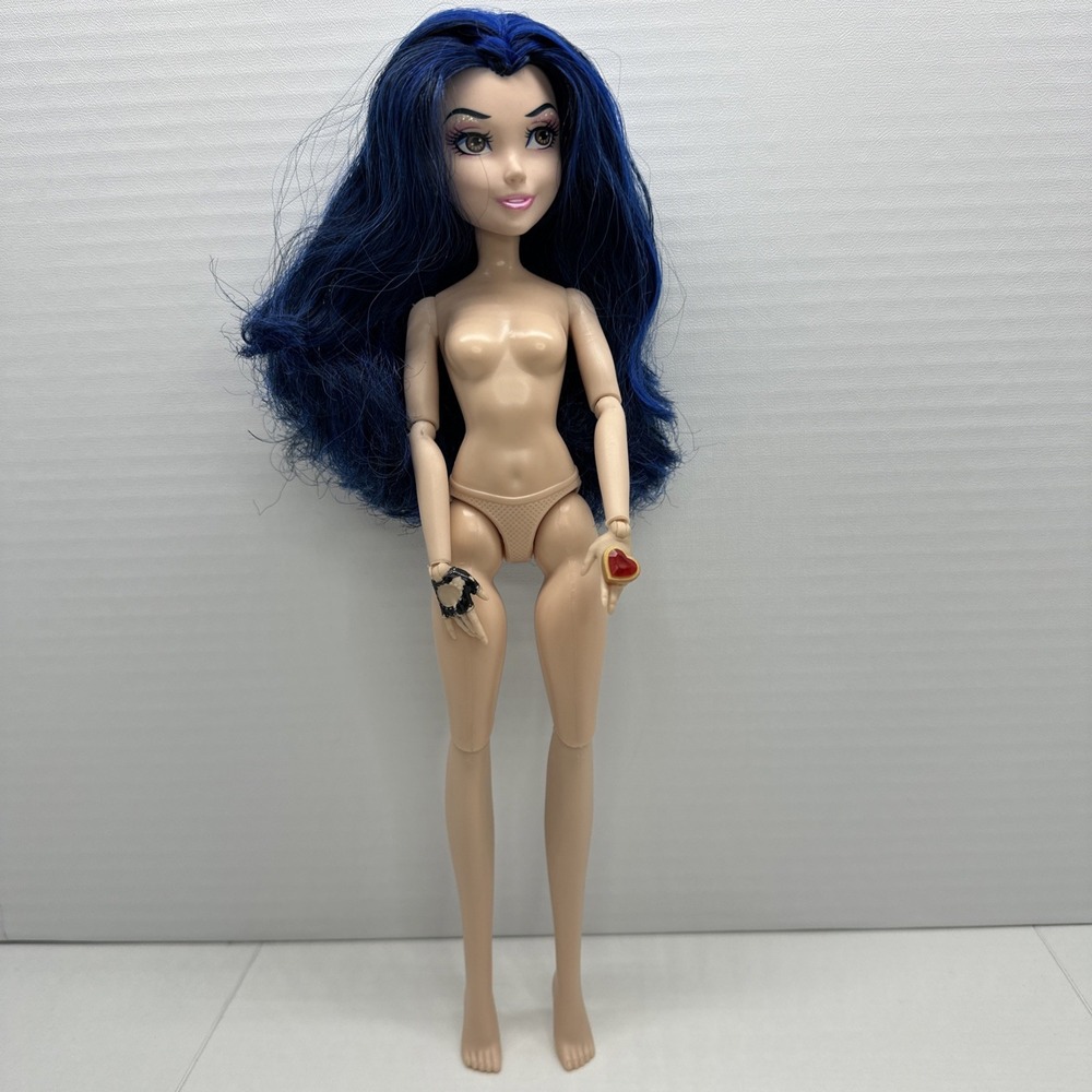 Disney Descendants Evie‎ Isle of the Lost Nude Articulated 2014